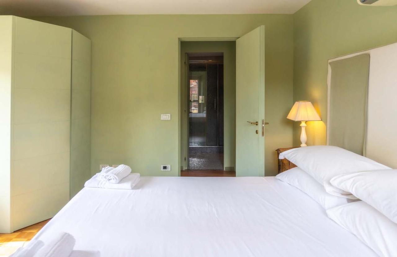Piazza Venezia Charming & Bright Apartment โรม ภายนอก รูปภาพ